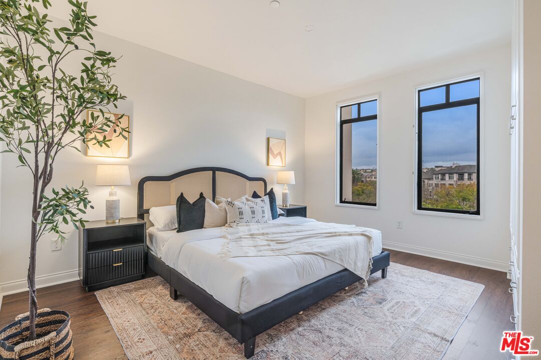 5625 W Crescent Park Unit: 335