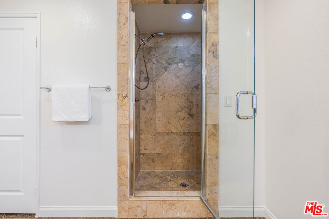 5625 W Crescent Park Unit: 335