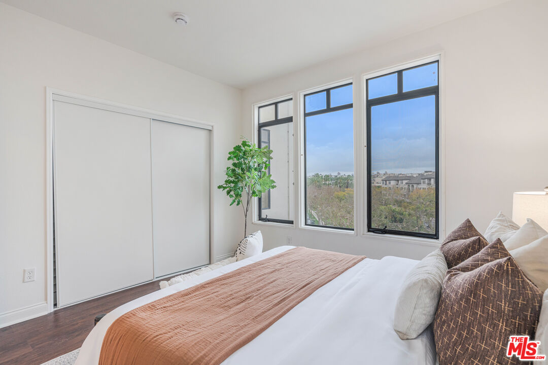 5625 W Crescent Park Unit: 335