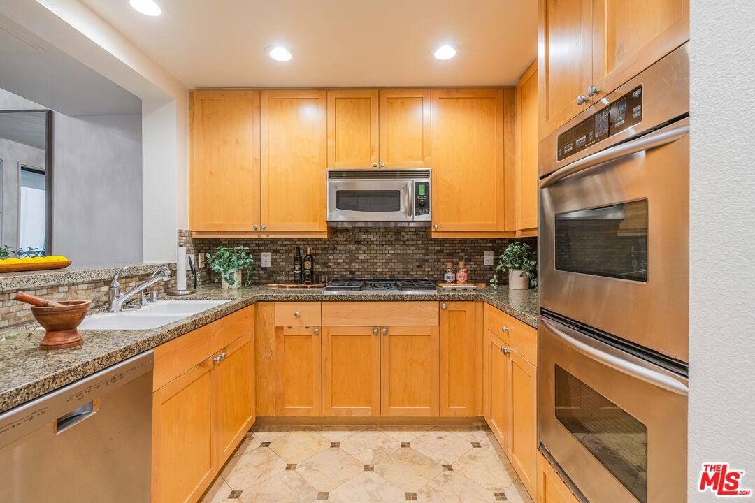 5625 W Crescent Park Unit: 335