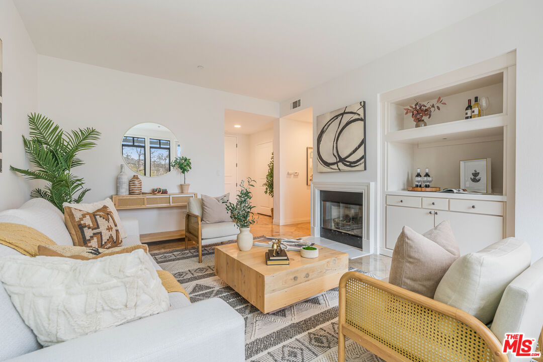 5625 W Crescent Park Unit: 335