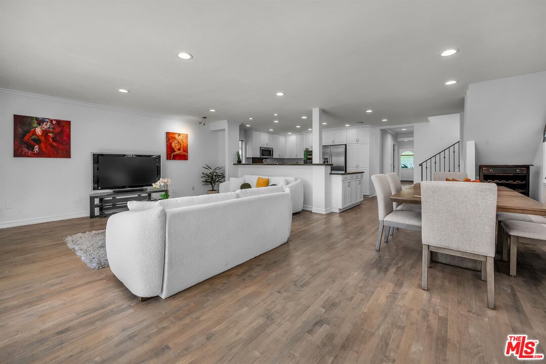 10824 Westminster Ave