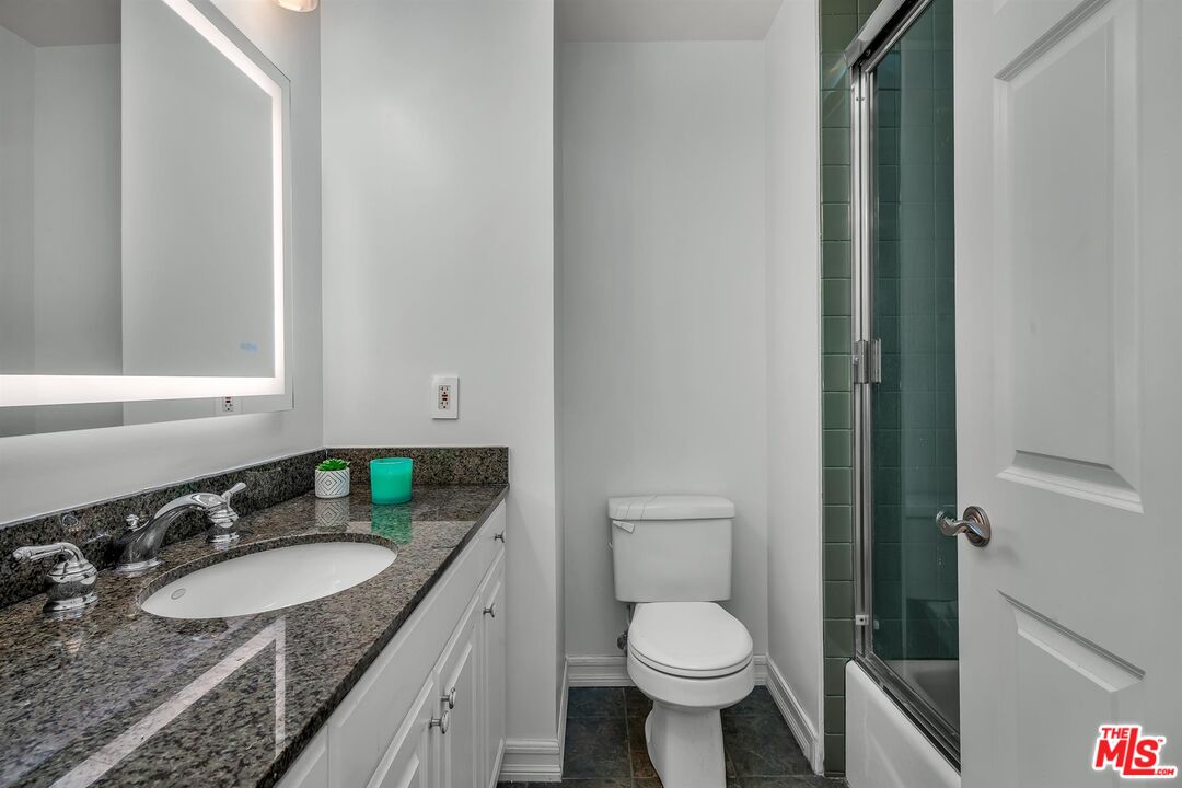 10824 Westminster Ave