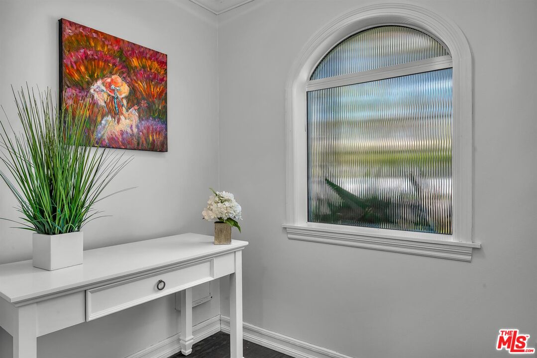 10824 Westminster Ave