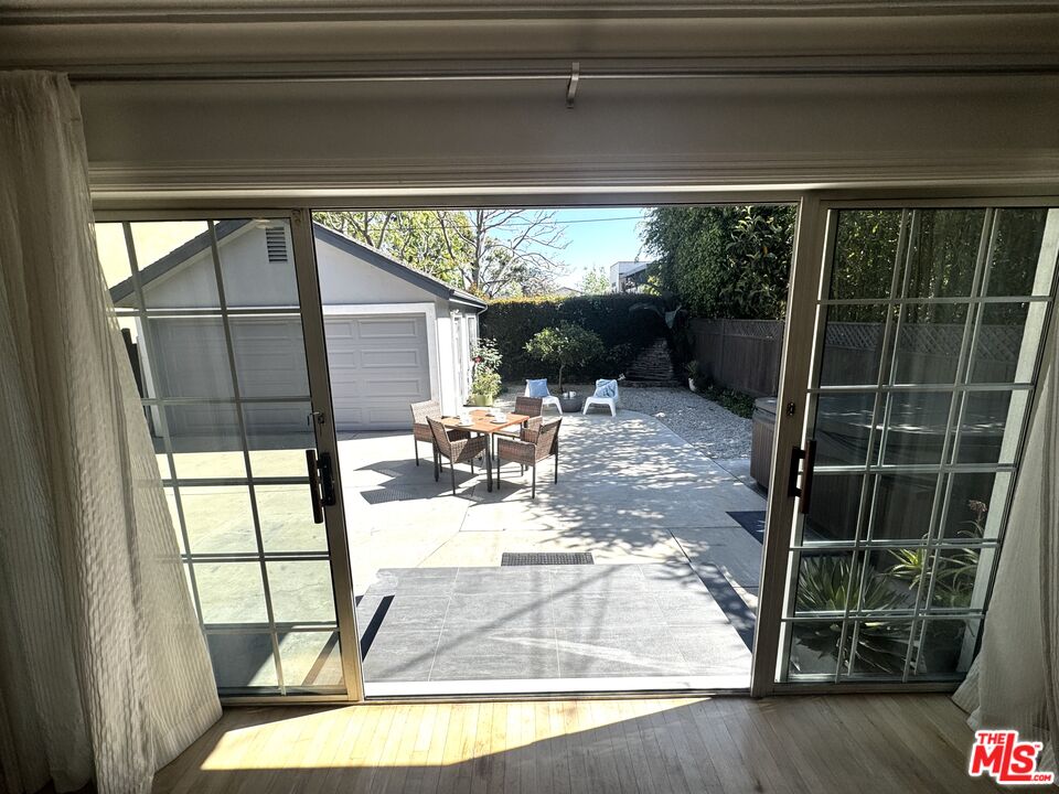 10824 Westminster Ave