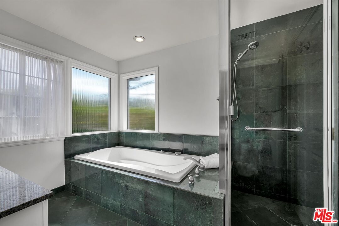 10824 Westminster Ave