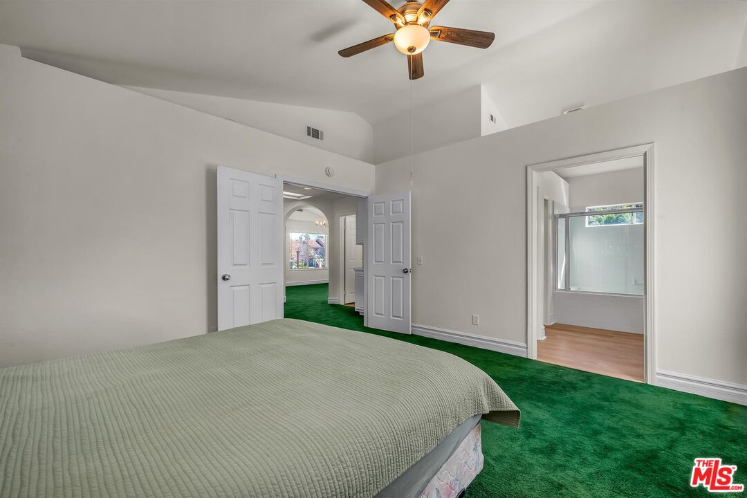 455 Kennerick Ln