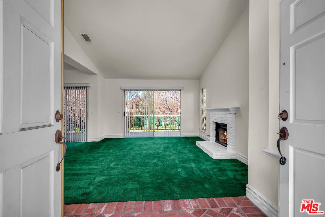 455 Kennerick Ln