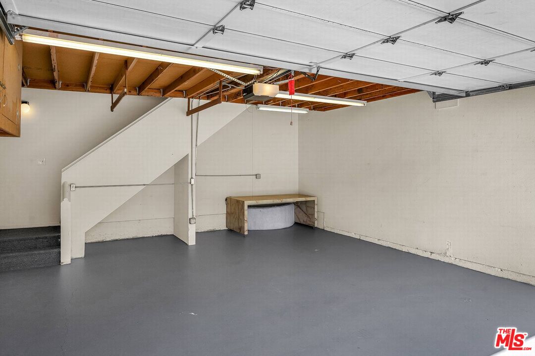 455 Kennerick Ln