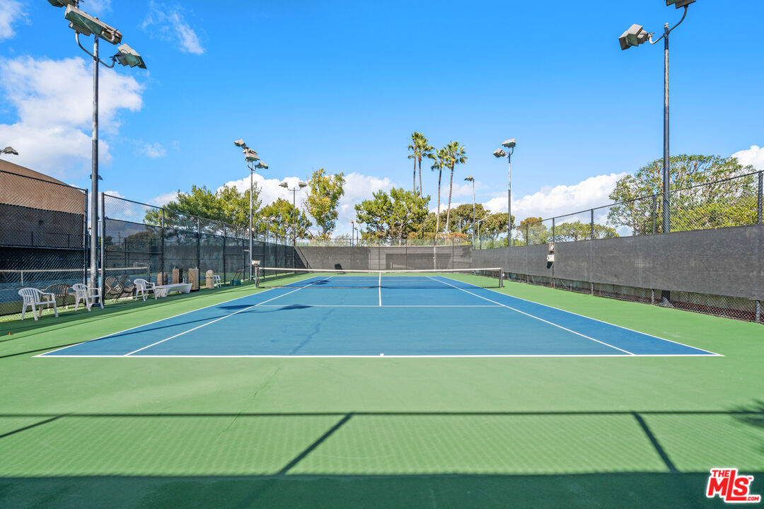 4316 Marina City Dr Unit: 1033