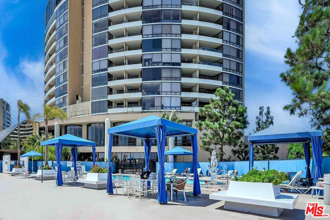4316 Marina City Dr Unit: 1033