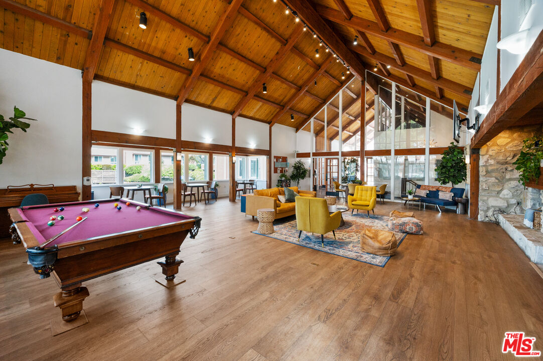 6605 Green Valley Cir Unit: 109