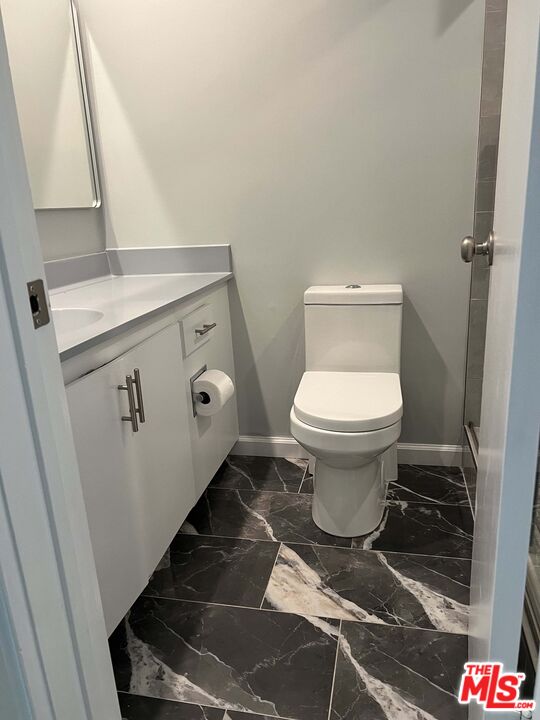 6605 Green Valley Cir Unit: 109