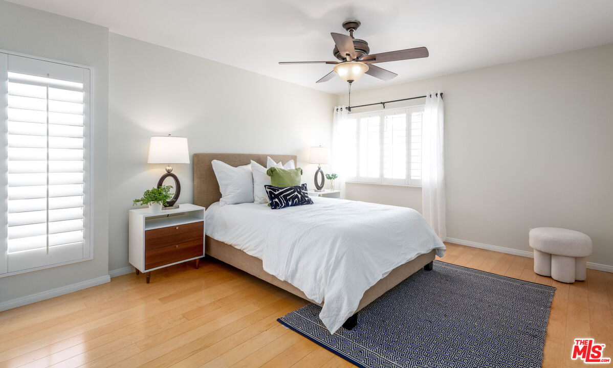 6050 Canterbury DR Unit: E317