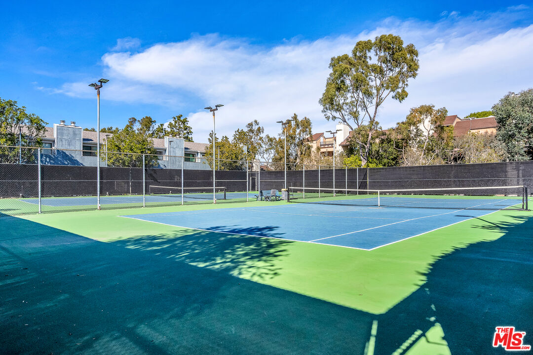 8162 Manitoba St Unit: 202