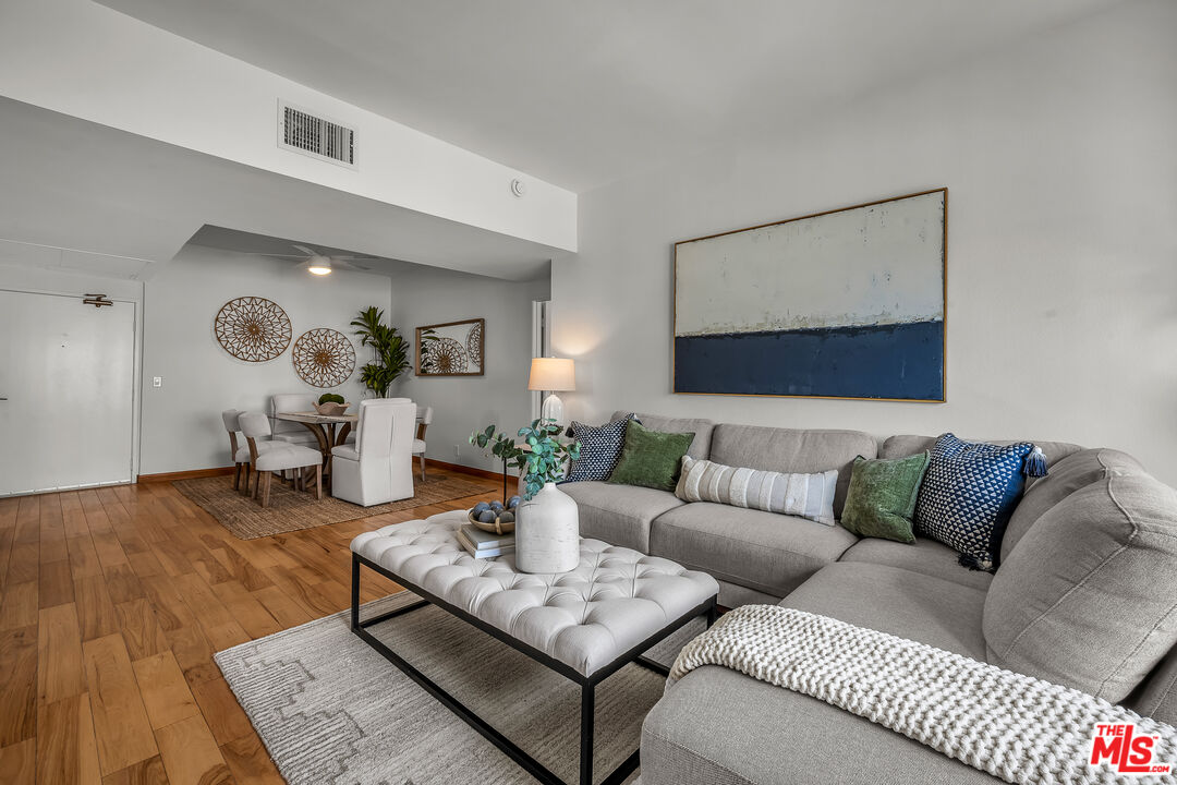 8162 Manitoba St Unit: 202