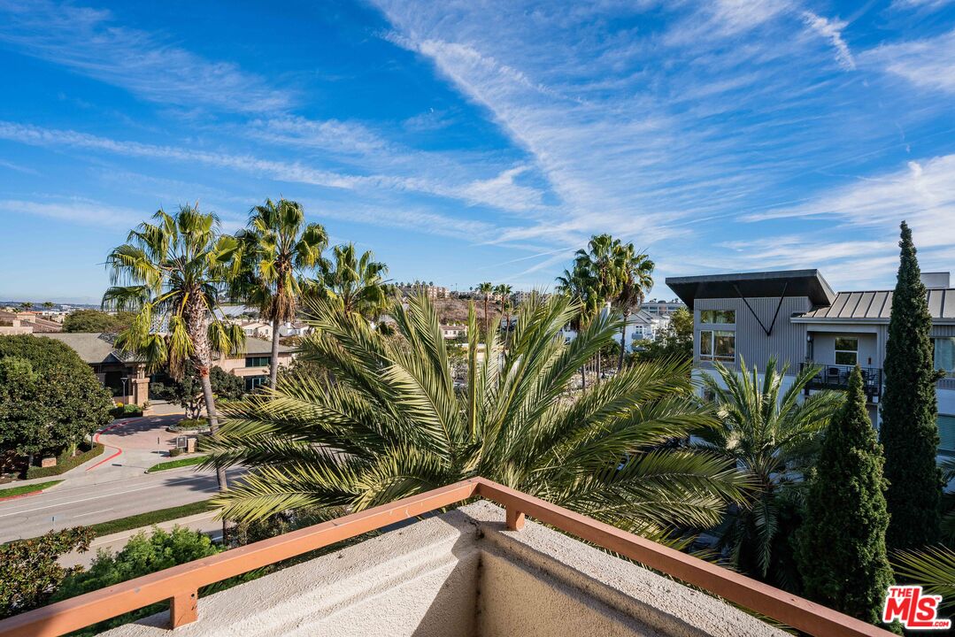 13200 Pacific Promenade Prome Unit: 416