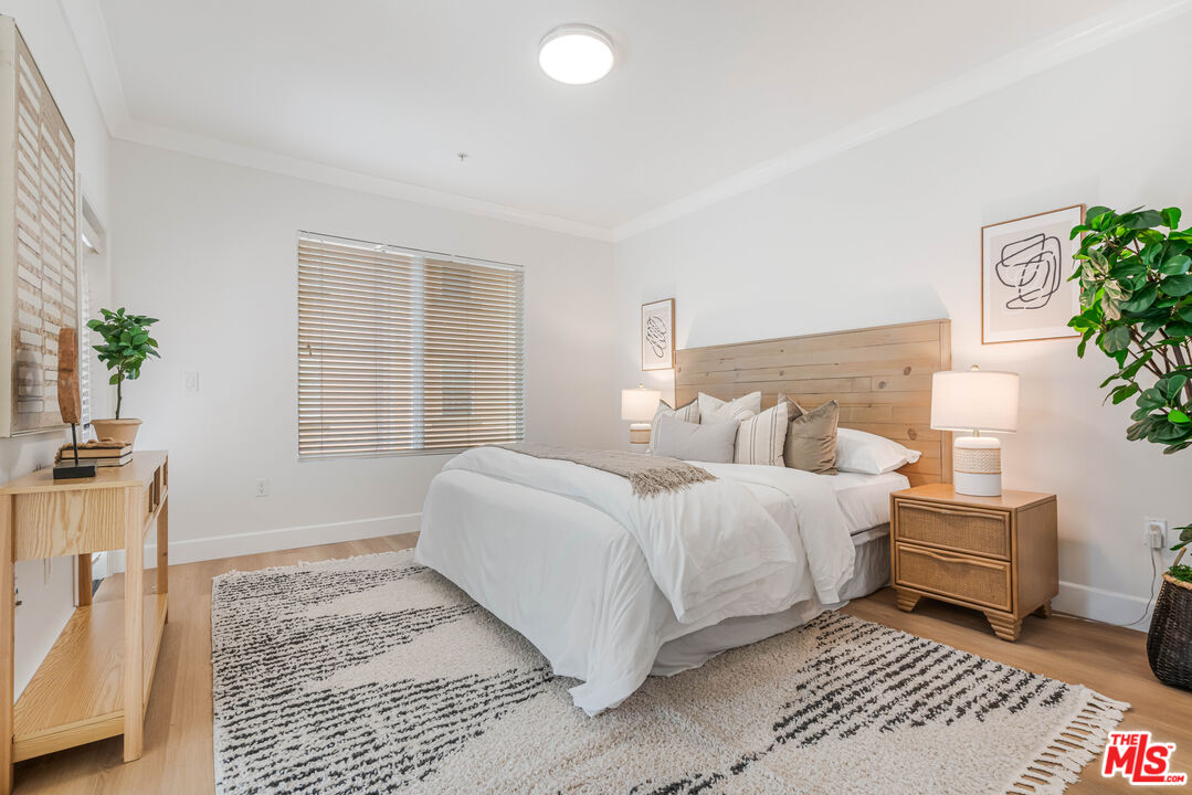 6020 Seabluff Dr Unit: 114