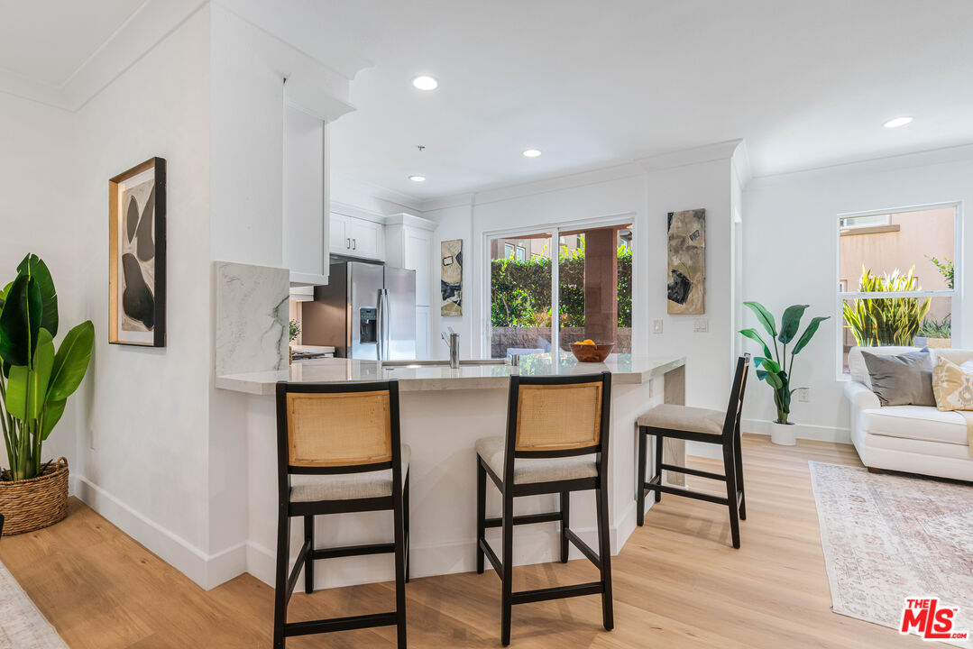 6020 Seabluff Dr Unit: 114