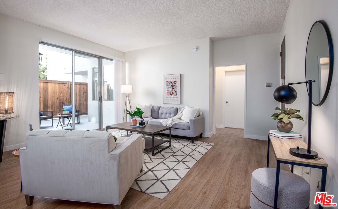 6150 Buckingham Pkwy Unit: 107
