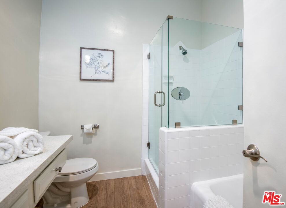 6150 Buckingham Pkwy Unit: 107