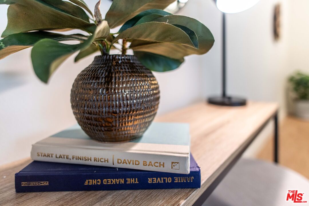 6150 Buckingham Pkwy Unit: 107