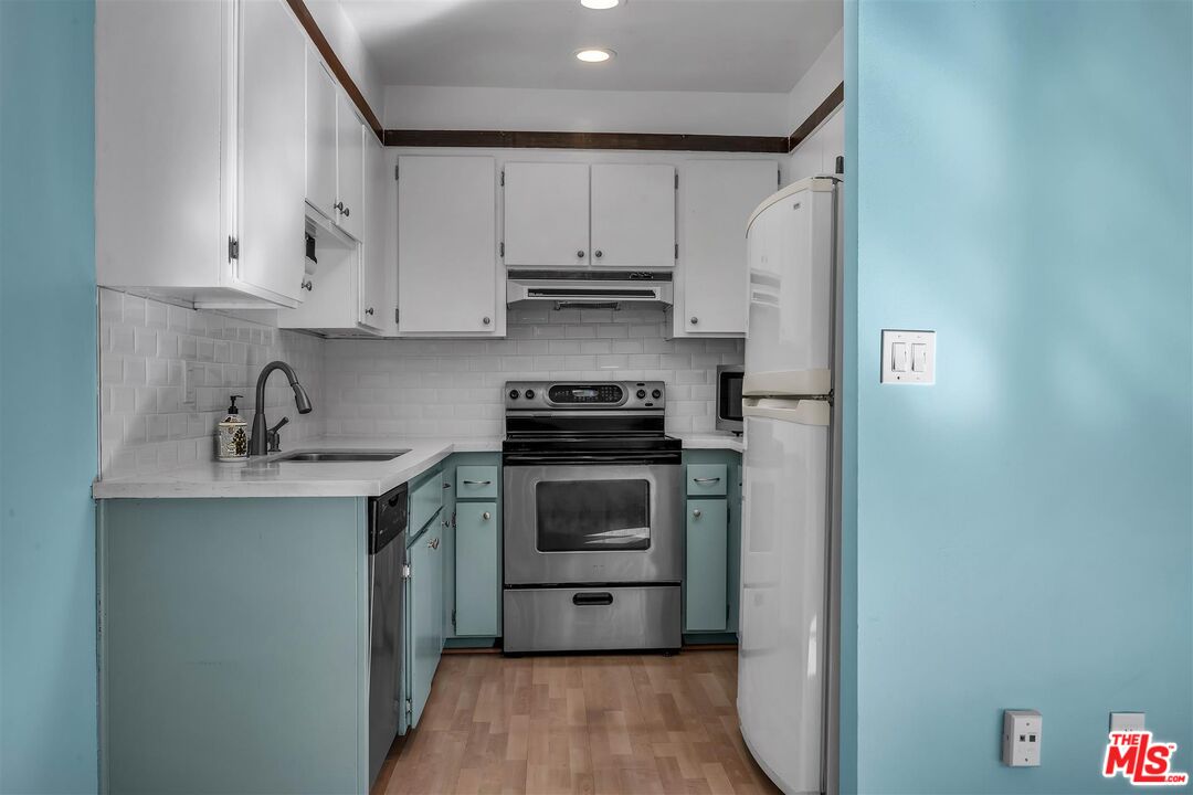 5651 Windsor Way Unit: 102