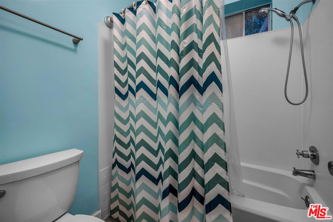 5651 Windsor Way Unit: 102