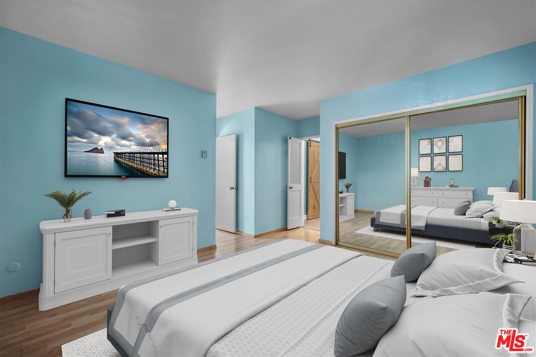 5651 Windsor Way Unit: 102