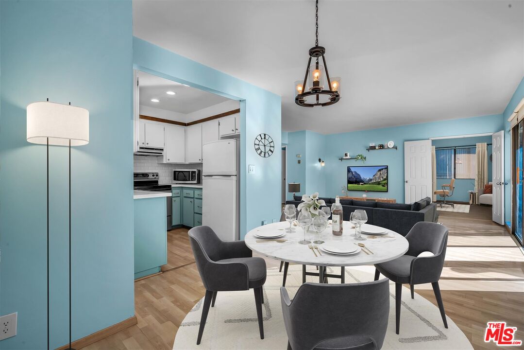 5651 Windsor Way Unit: 102