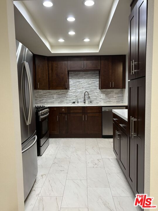 8162 Manitoba St Unit: 111