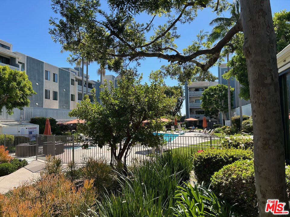 8162 Manitoba St Unit: 111