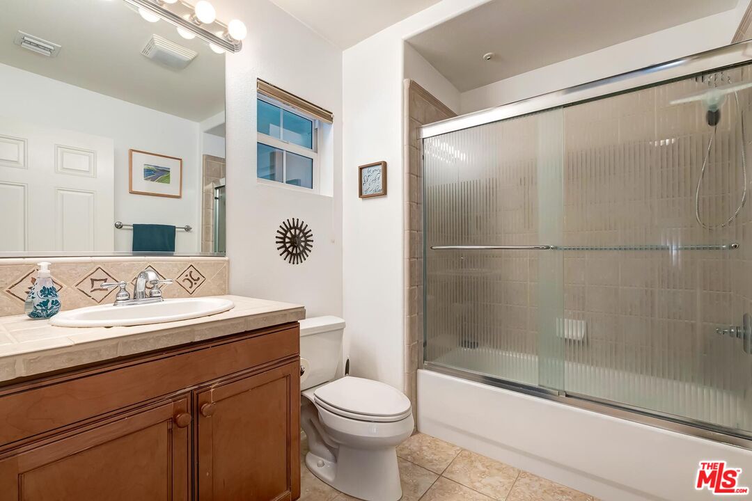 7101 Playa Vista Dr Unit: 304