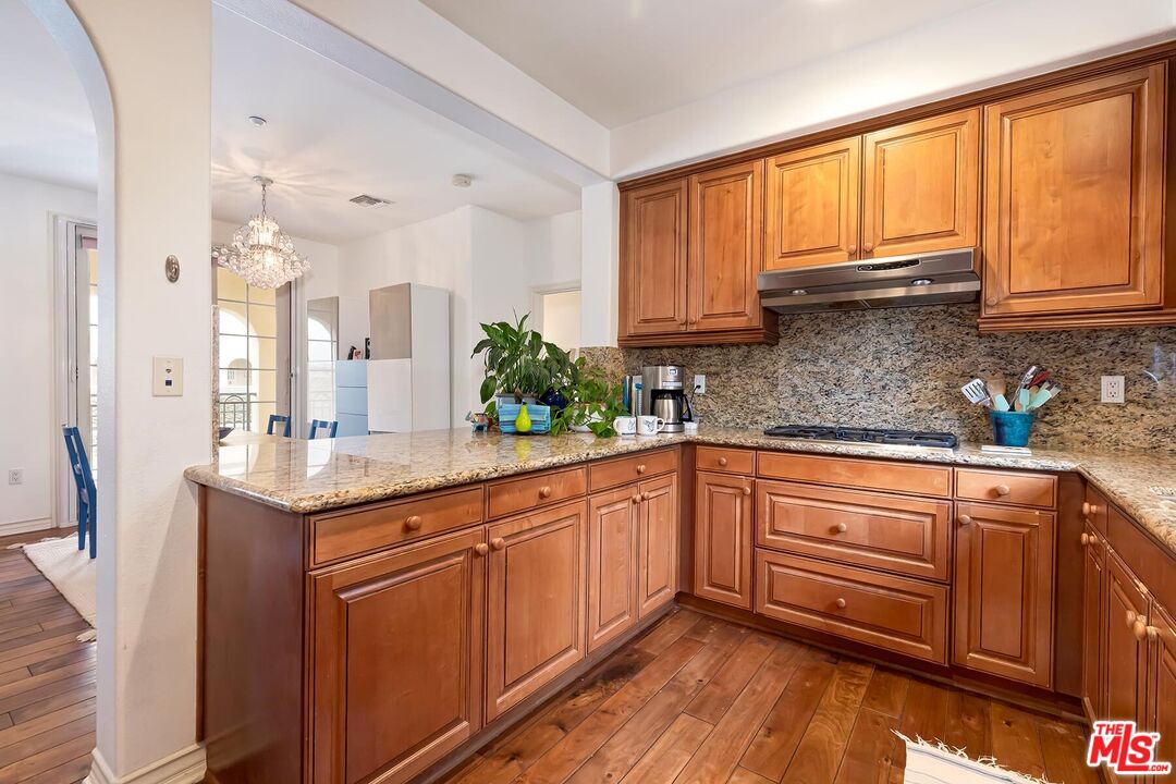 7101 Playa Vista Dr Unit: 304