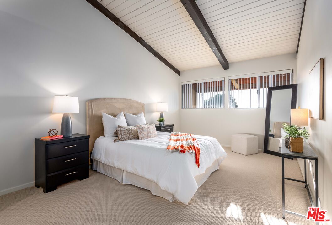 6425 Green Valley Cir Unit: 300