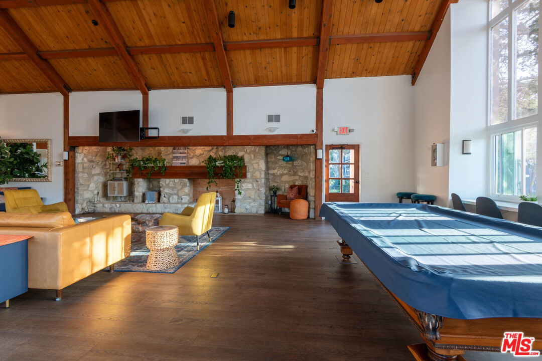 6425 Green Valley Cir Unit: 300