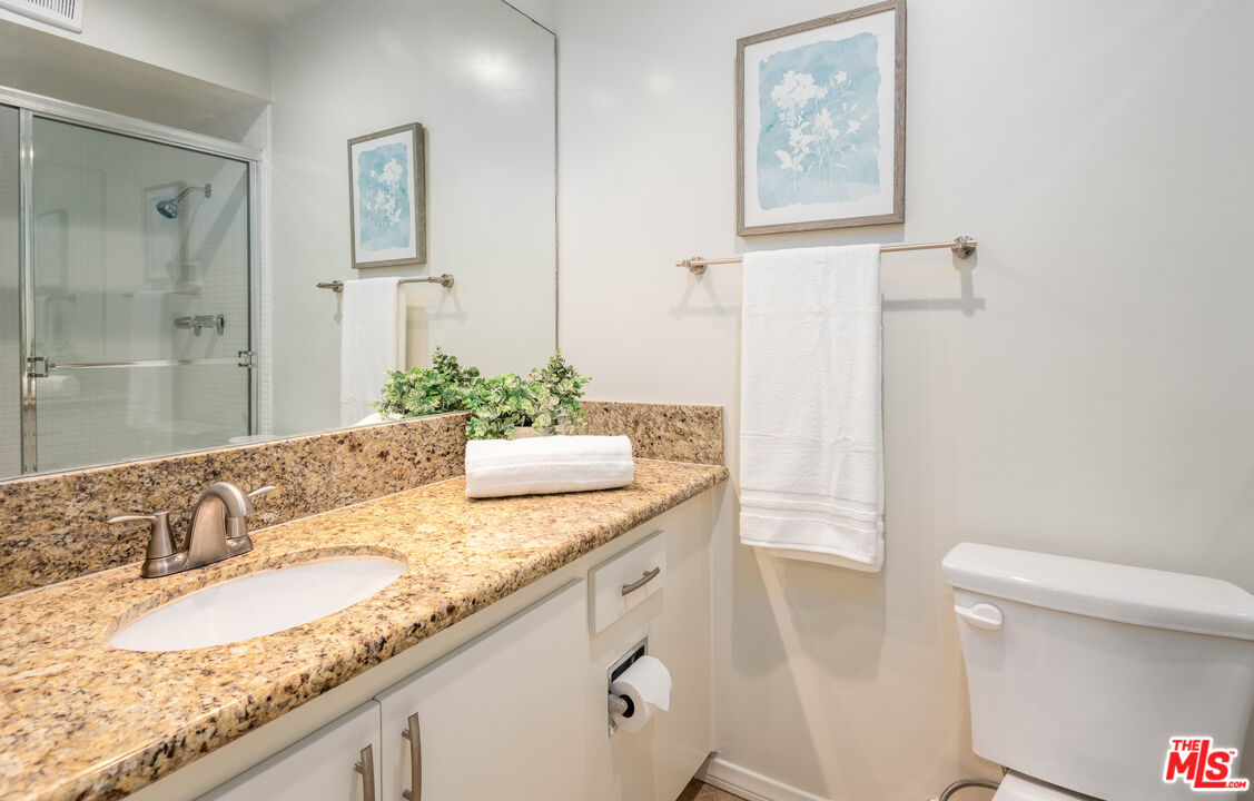 6425 Green Valley Cir Unit: 300