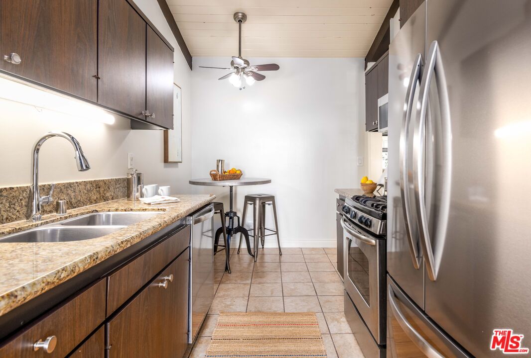 6425 Green Valley Cir Unit: 300