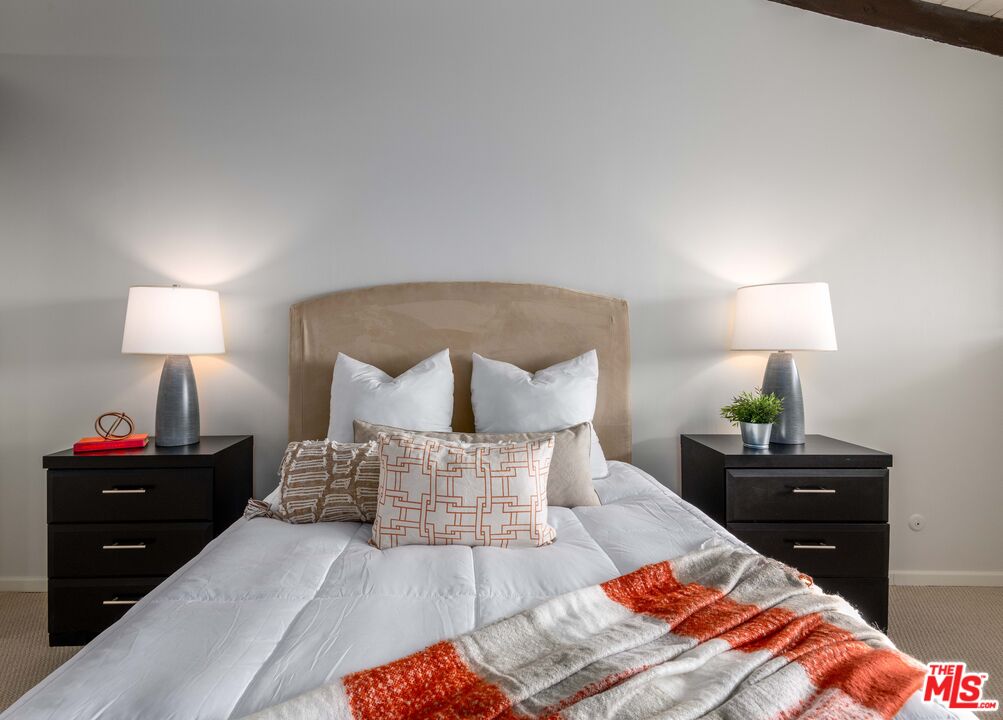 6425 Green Valley Cir Unit: 300