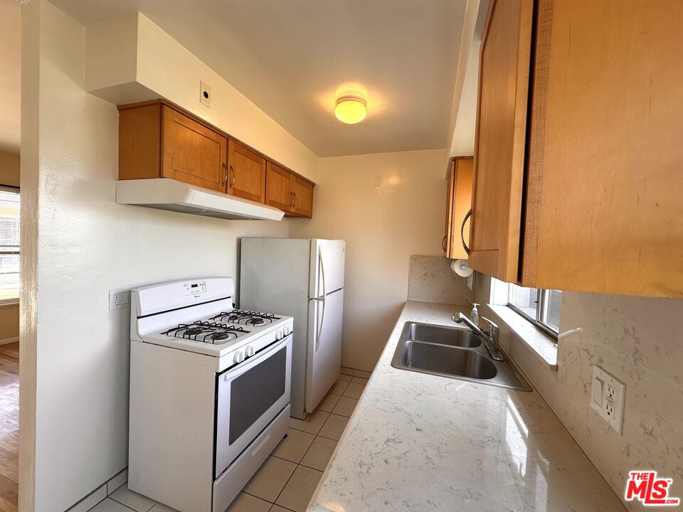 12717 Washington Pl Unit: 10