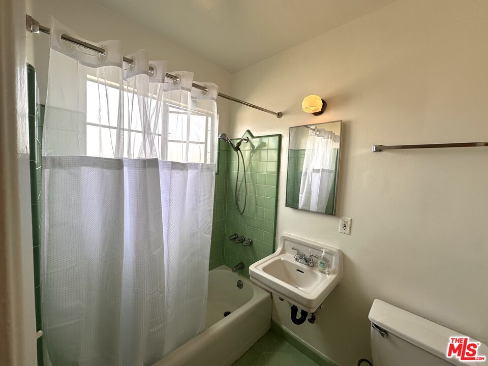 12717 Washington Pl Unit: 10
