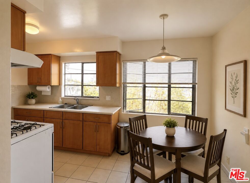 12717 Washington Pl Unit: 10