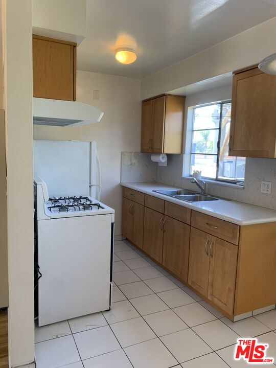 12717 Washington Pl Unit: 10