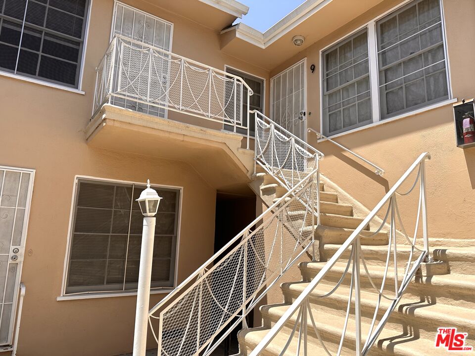 12717 Washington Pl Unit: 10