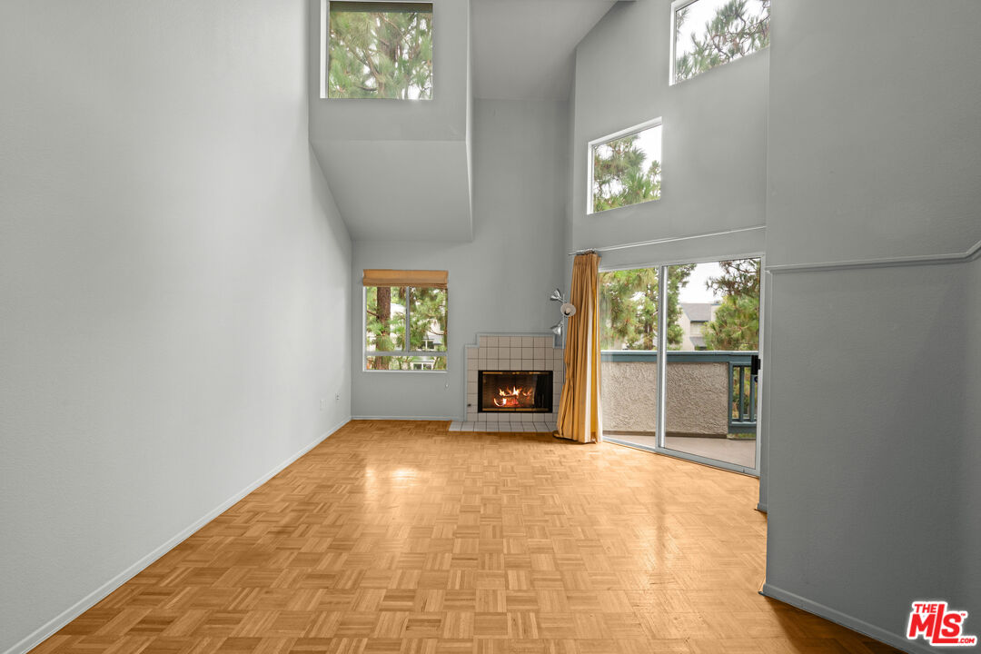 1445 Brett Pl Unit: 320