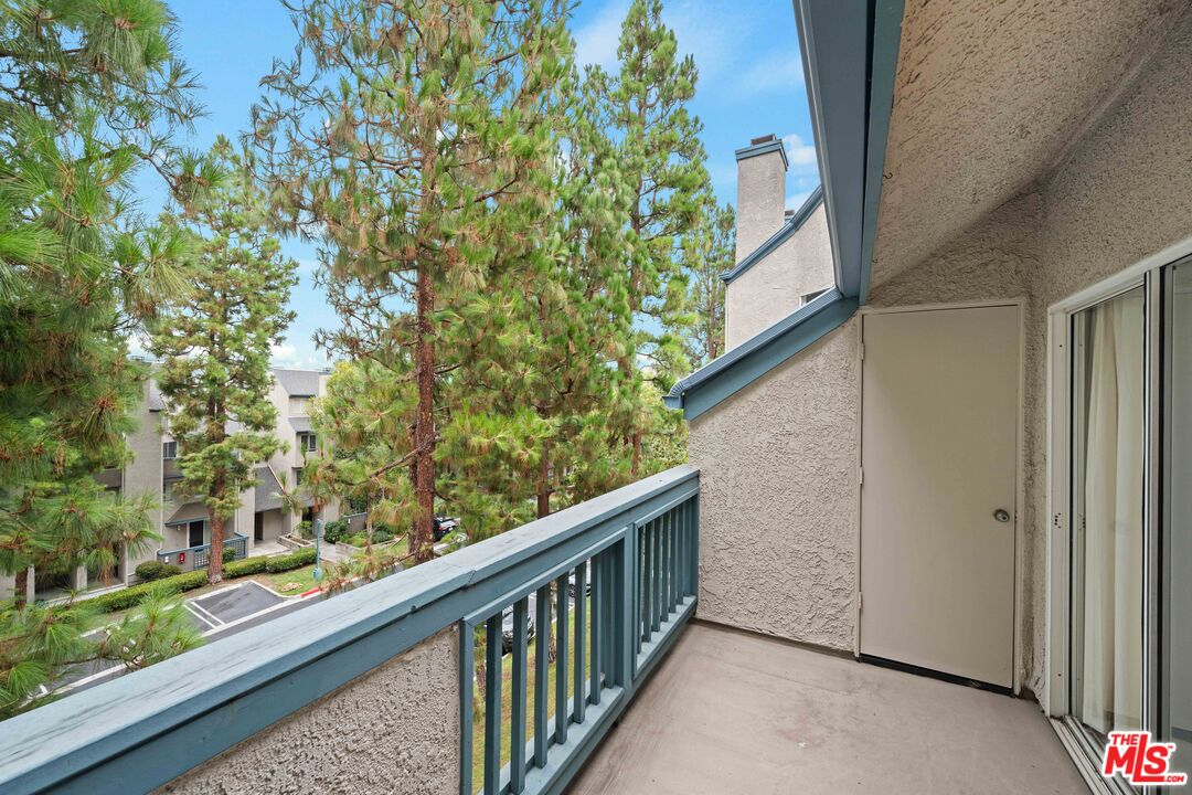 1445 Brett Pl Unit: 320