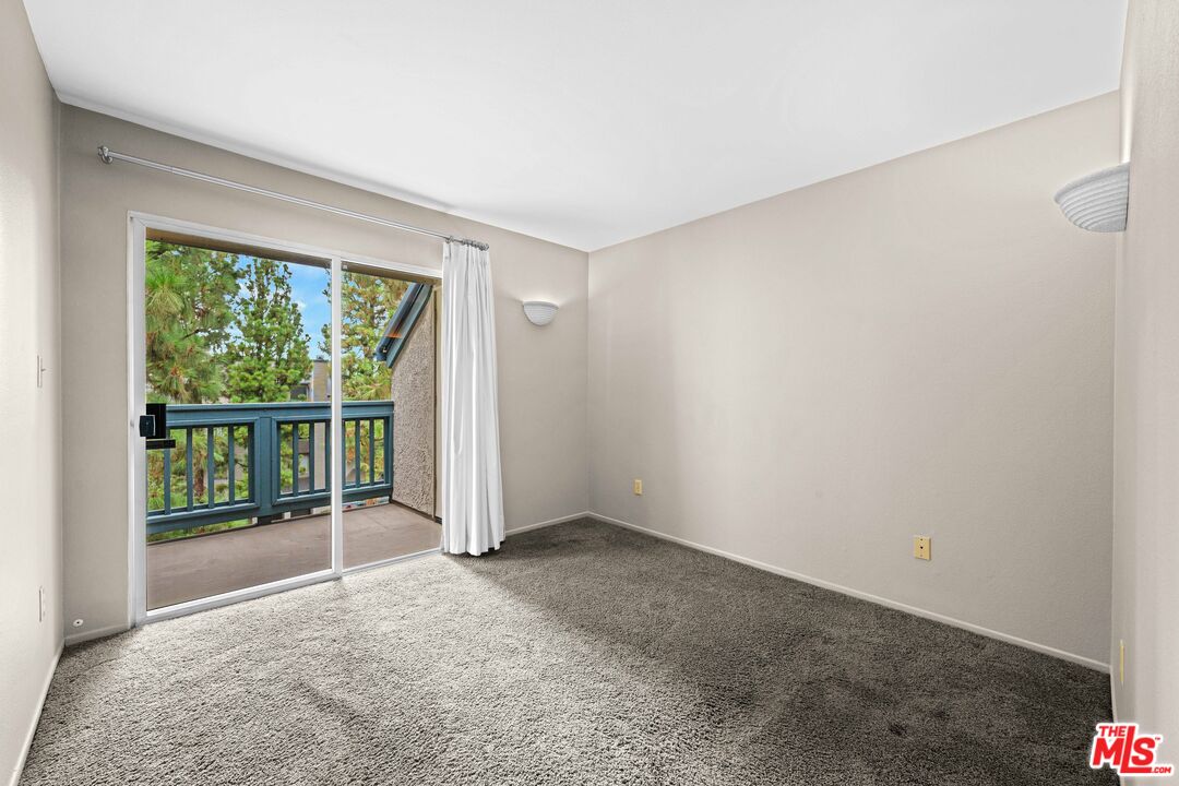 1445 Brett Pl Unit: 320