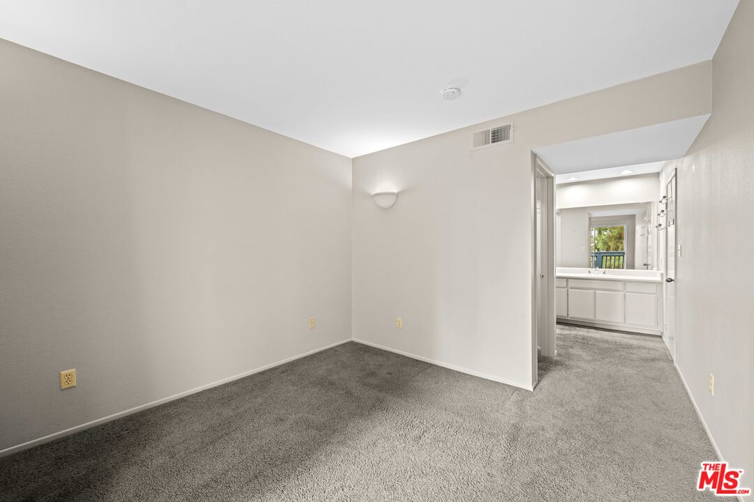 1445 Brett Pl Unit: 320