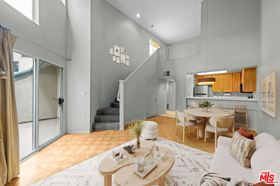 1445 Brett Pl Unit: 320