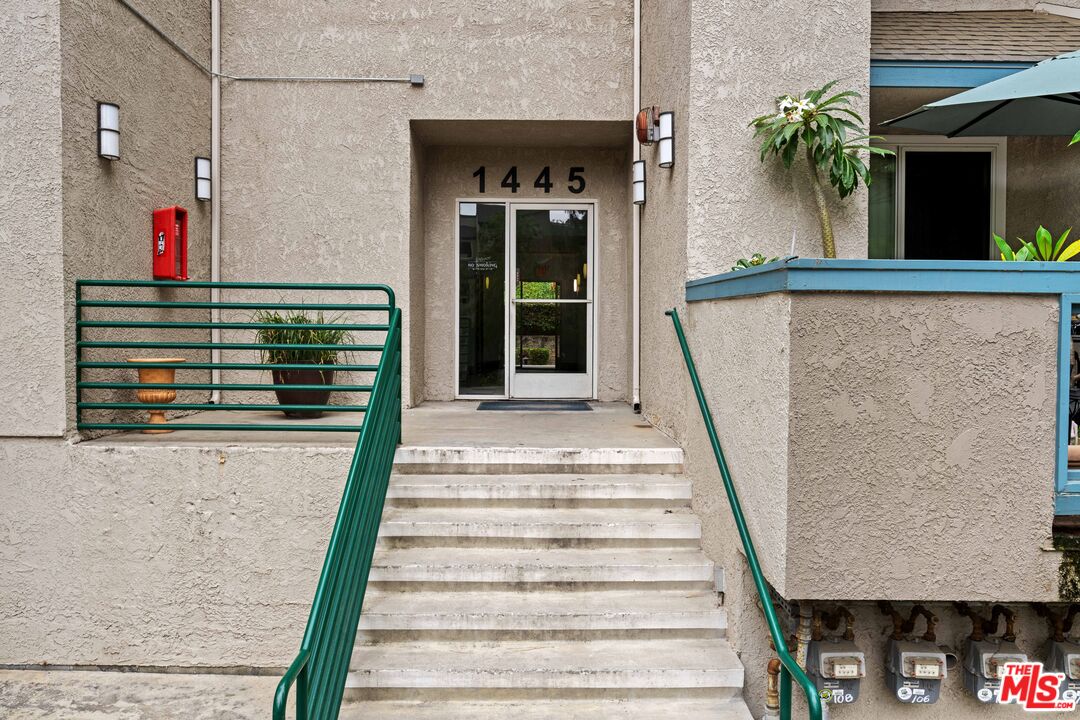1445 Brett Pl Unit: 320
